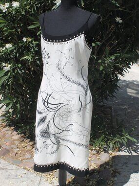 Maggy London M Black & White Botanical Print Sleeveless Sheath Dress Knee Length